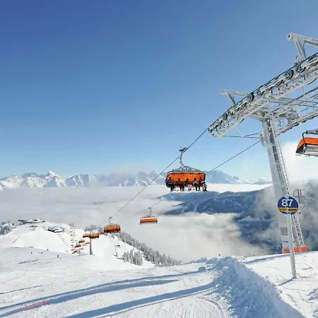 アパート In Ski Area In With Sauna レオガング